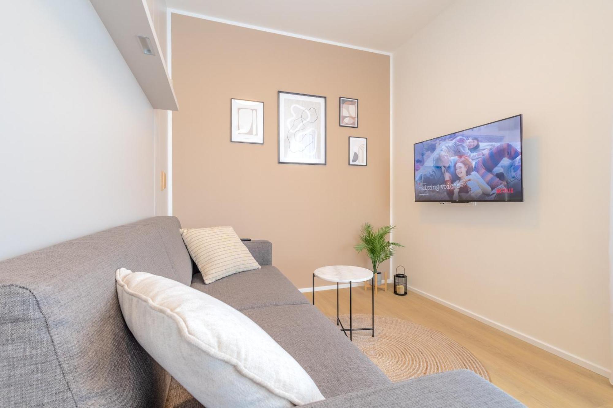 Apartament Bright 2Br - 8Th Floor, Balcony, Free Parking - By Gravity Praga Zewnętrze zdjęcie