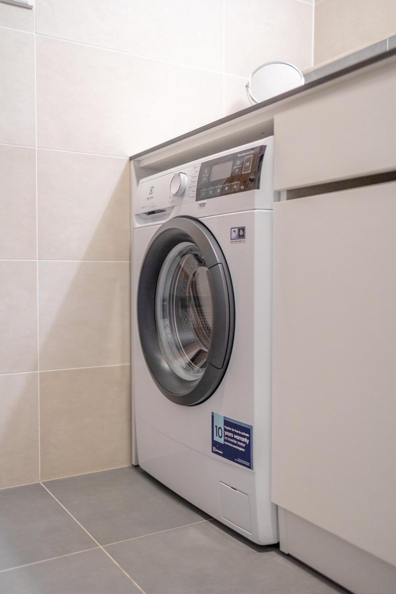Apartament Bright 2Br - 8Th Floor, Balcony, Free Parking - By Gravity Praga Zewnętrze zdjęcie